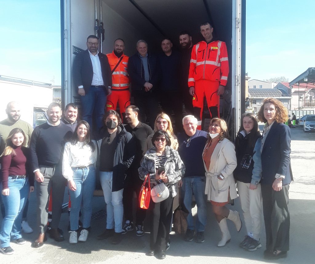 Aid For People Napoli Al Fianco Del Popolo Ucraino La Bourelly Group Invia Materiale Sanitario