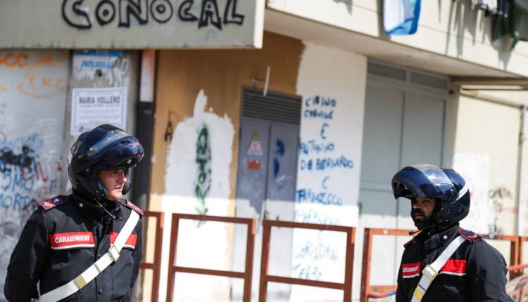La denuncia: la camorra minaccia gli abitanti del Rione Conocal di Ponticelli, soldi ai clan per non essere sbattuti fuori di casa