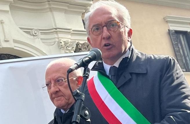 Anci Campania, martedì incontro sindaci-De Luca: ‘Rischio conseguenze devastanti da ritardo erogazione fondi’