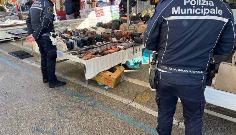 Pomigliano d’Arco: 500 chili di pesce non tracciabile sequestrato in maxi operazione di Polizia locale e Guardia Costiera 