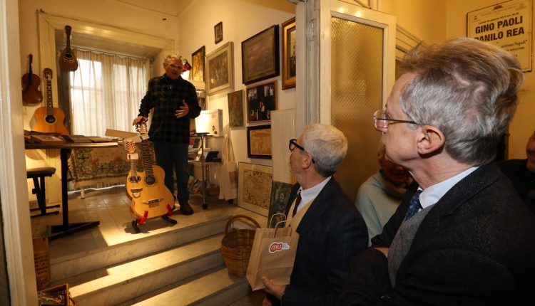 Apre a Napoli la Casa Museo Murolo: un viaggio nella storia della musica e cultura napoletana